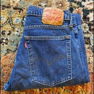 LEVI 513 jeans